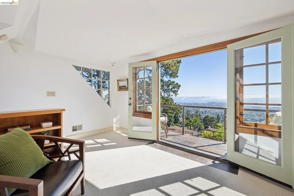 706 Hilldale Avenue Berkeley CA 94708