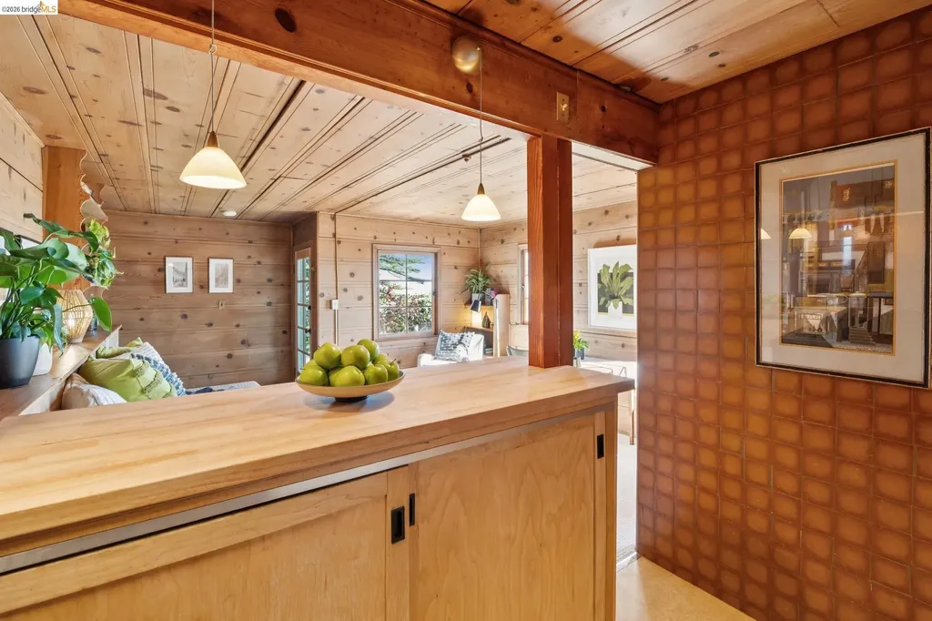 706 Hilldale Avenue Berkeley CA 94708