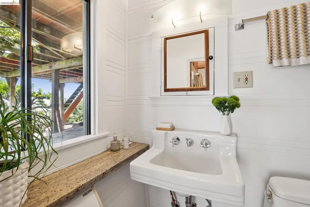 706 Hilldale Avenue Berkeley CA 94708
