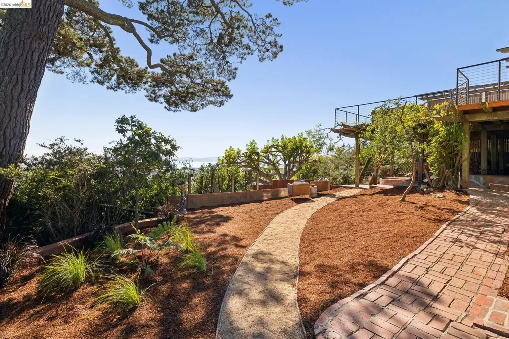 706 Hilldale Avenue Berkeley CA 94708