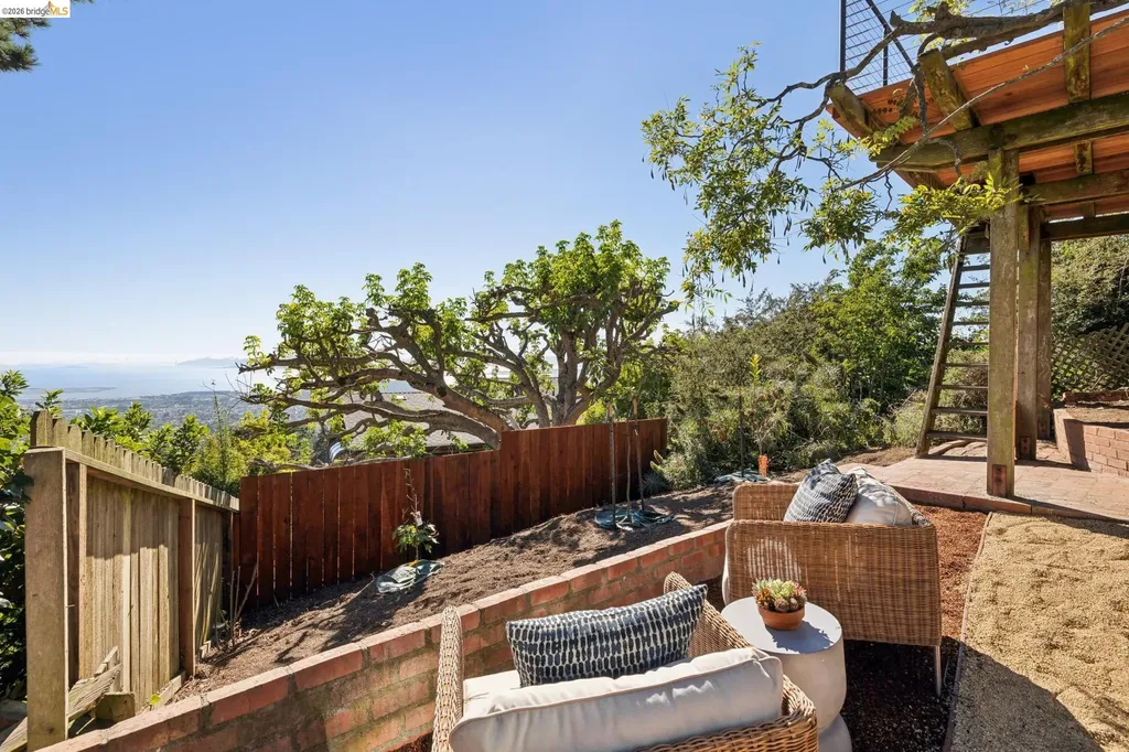 706 Hilldale Avenue Berkeley CA 94708