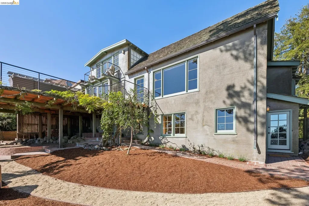 706 Hilldale Avenue Berkeley CA 94708