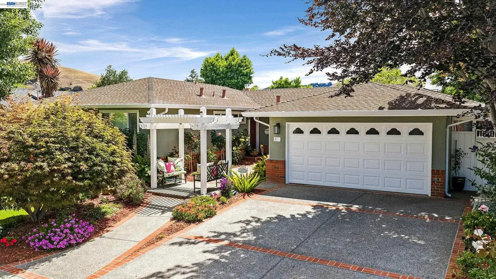 524 Hillview Drive Fremont CA 94536
