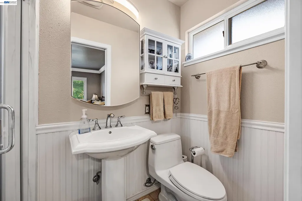 524 Hillview Drive Fremont CA 94536