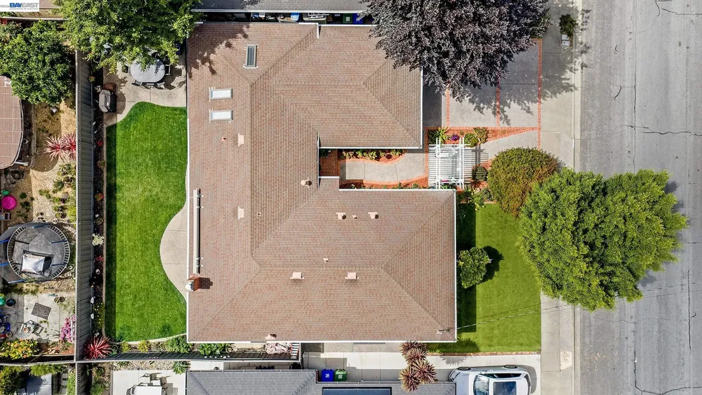 524 Hillview Drive Fremont CA 94536