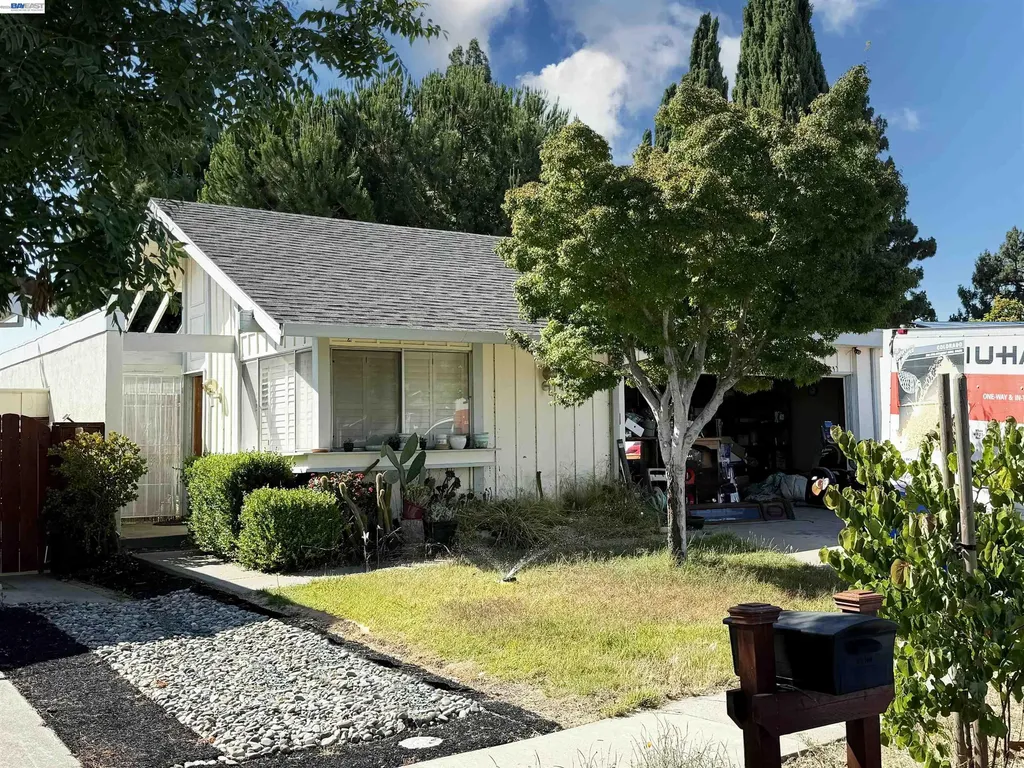 3619 Dryden Road Fremont CA 94555