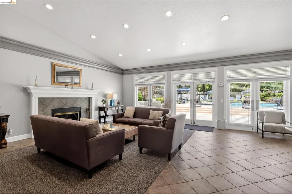 660 Canyon Oaks Drive Oakland CA 94605