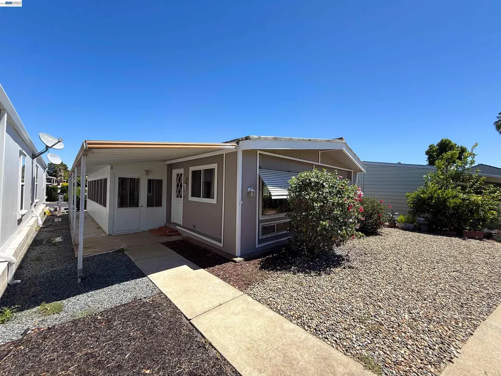 2203 Dalis Drive Concord CA 94520