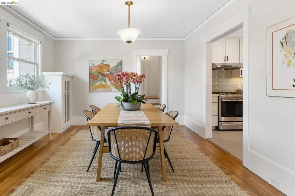 2537 Scenic Avenue Oakland CA 94602
