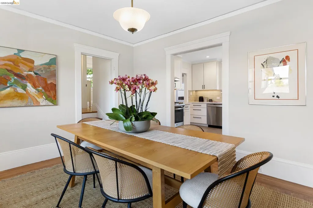 2537 Scenic Avenue Oakland CA 94602