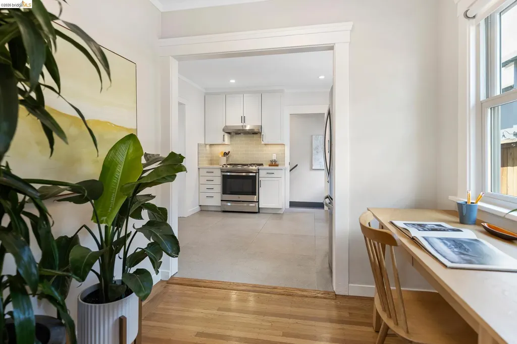 2537 Scenic Avenue Oakland CA 94602