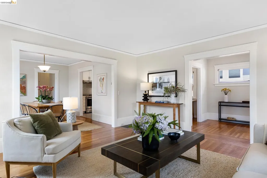 2537 Scenic Avenue Oakland CA 94602