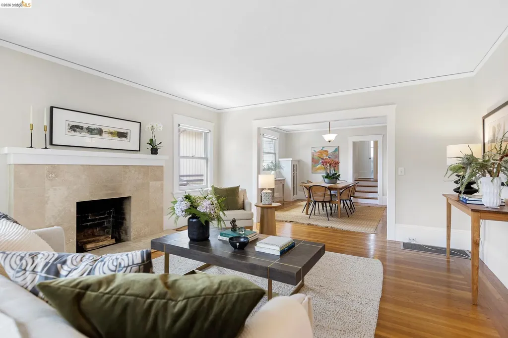 2537 Scenic Avenue Oakland CA 94602