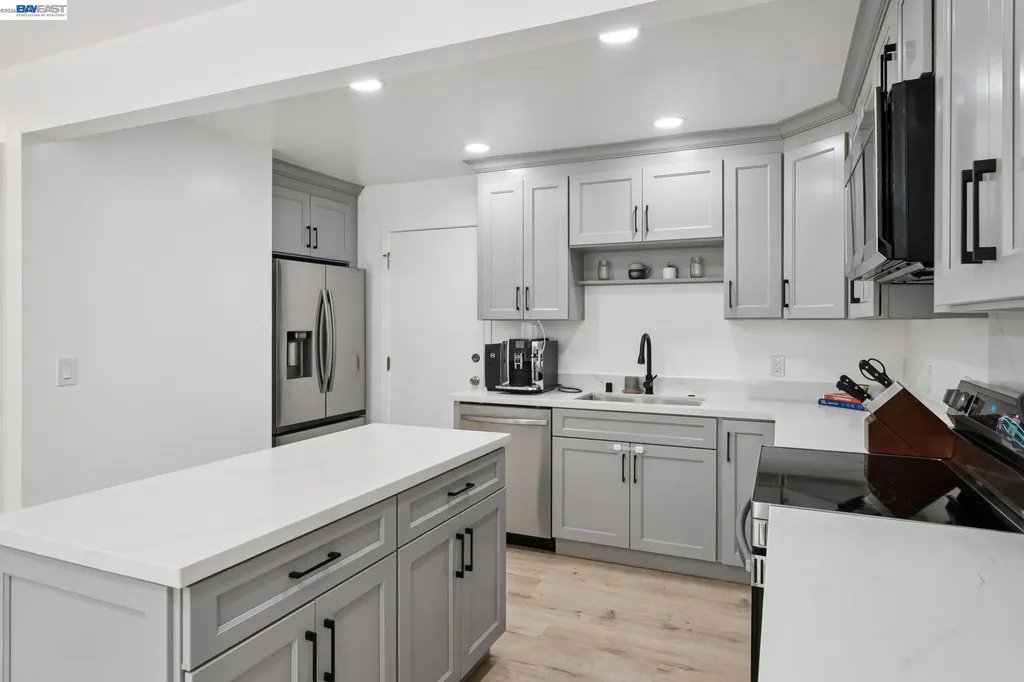 1200 Shaddick Drive Antioch CA 94509