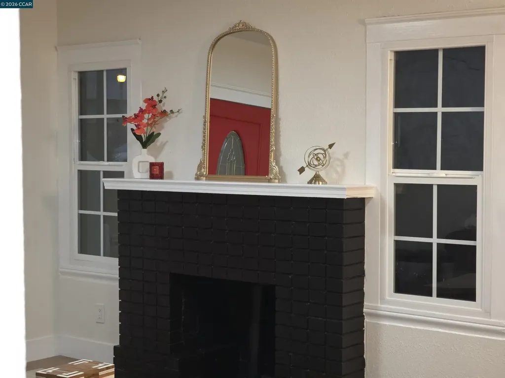 5915 San Pablo Oakland CA 94608