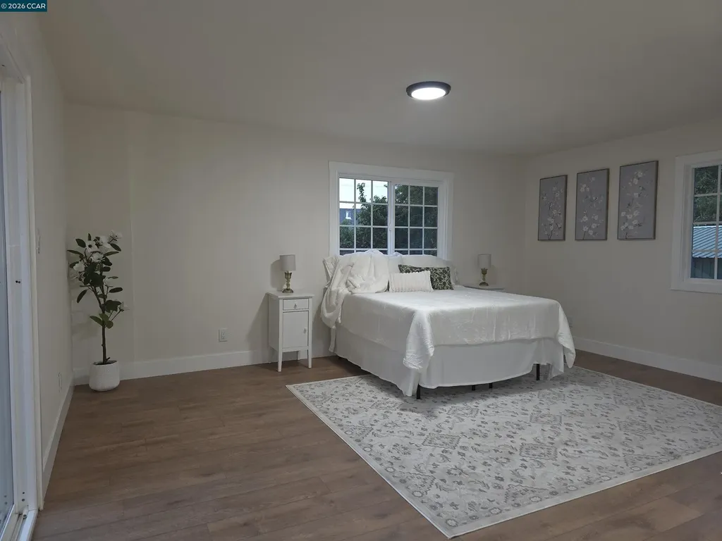 5915 San Pablo Oakland CA 94608