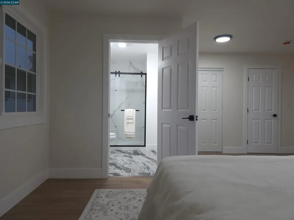 5915 San Pablo Oakland CA 94608