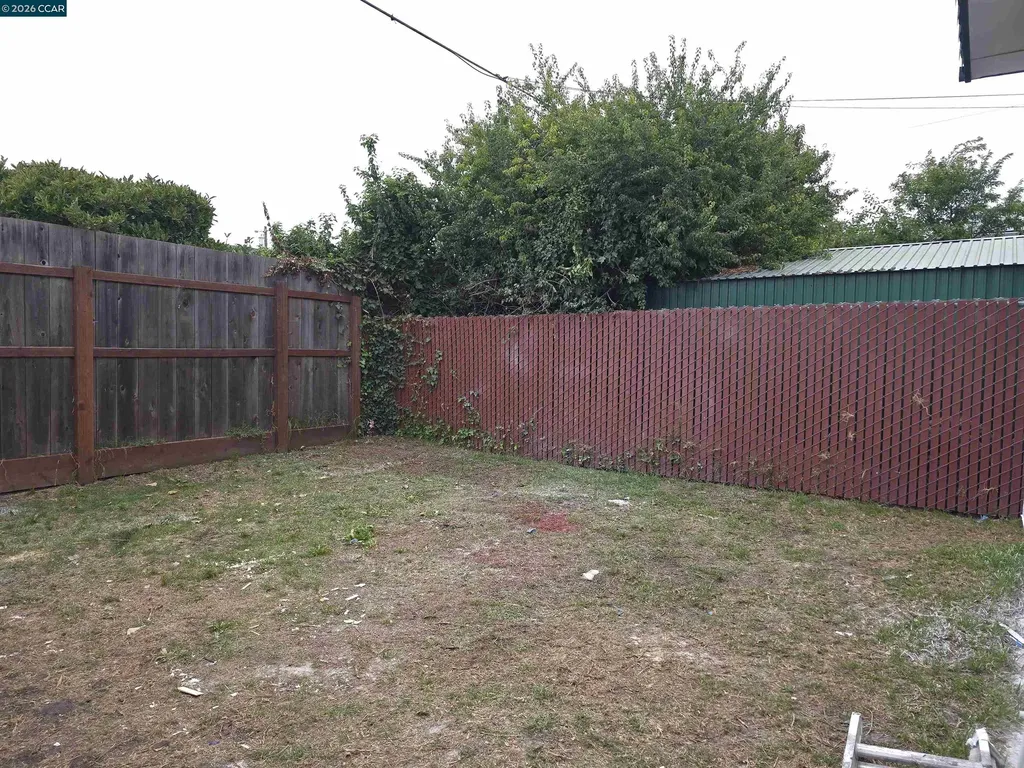 5915 San Pablo Oakland CA 94608