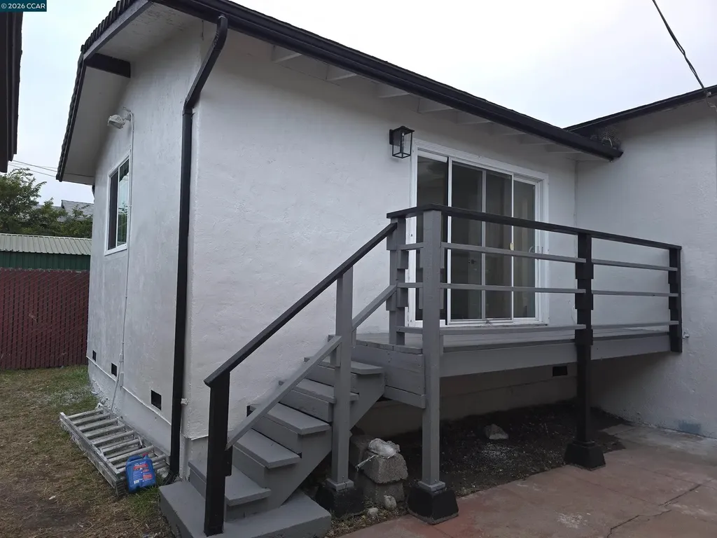 5915 San Pablo Oakland CA 94608