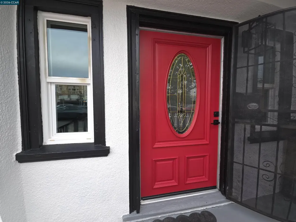 5915 San Pablo Oakland CA 94608