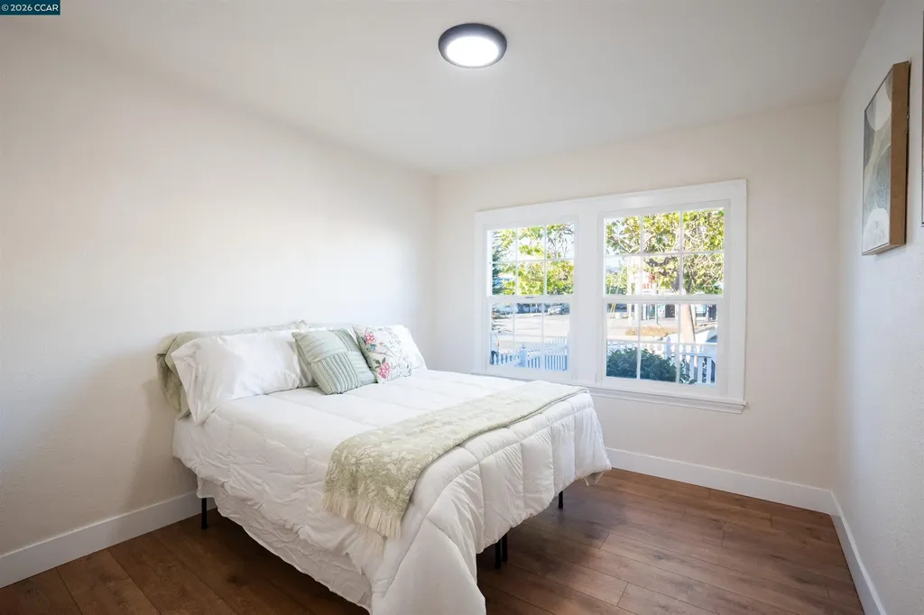 5915 San Pablo Oakland CA 94608