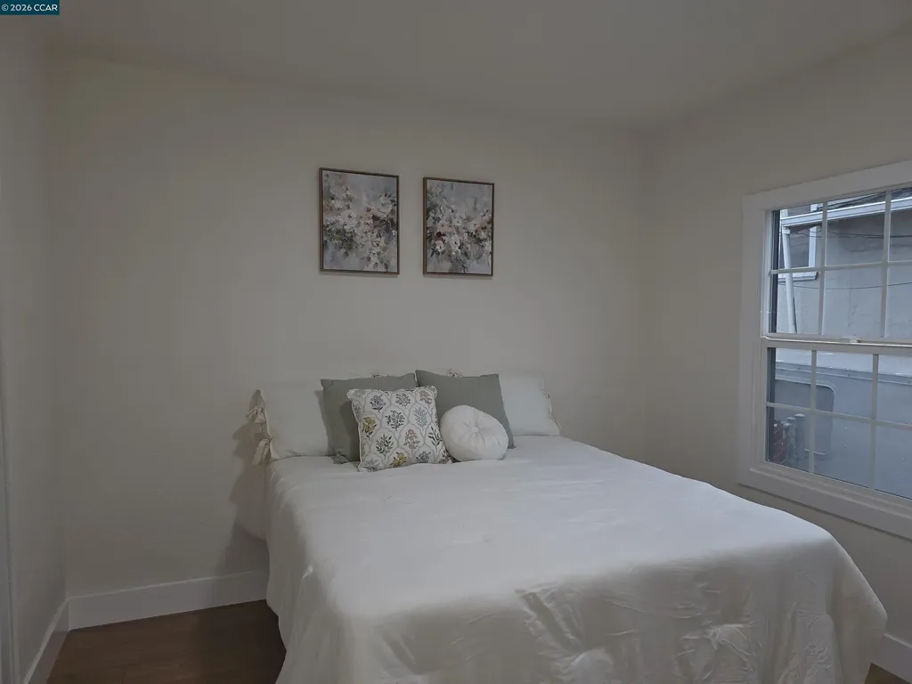 5915 San Pablo Oakland CA 94608