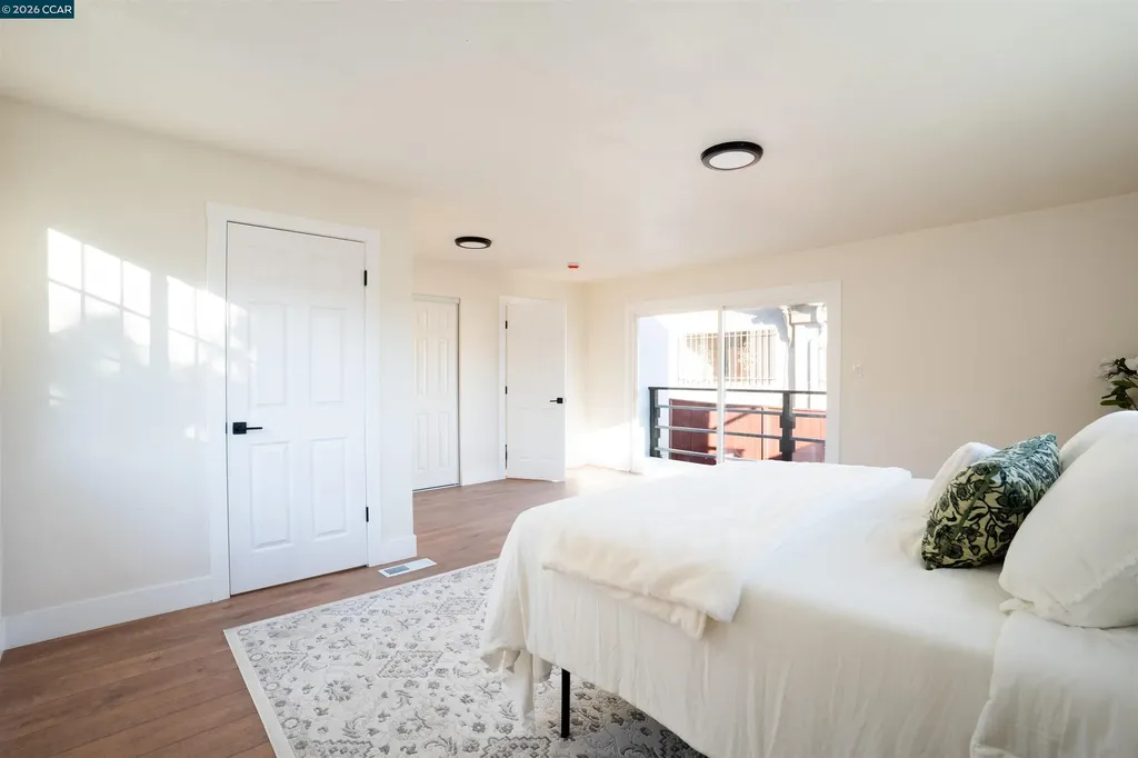 5915 San Pablo Oakland CA 94608