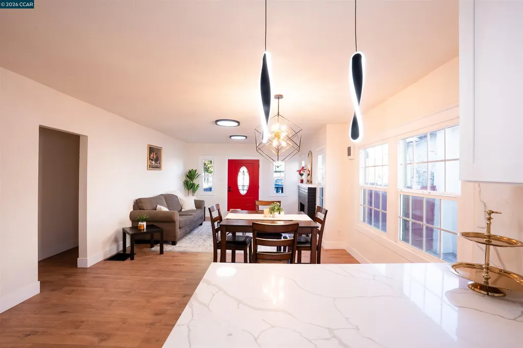 5915 San Pablo Oakland CA 94608