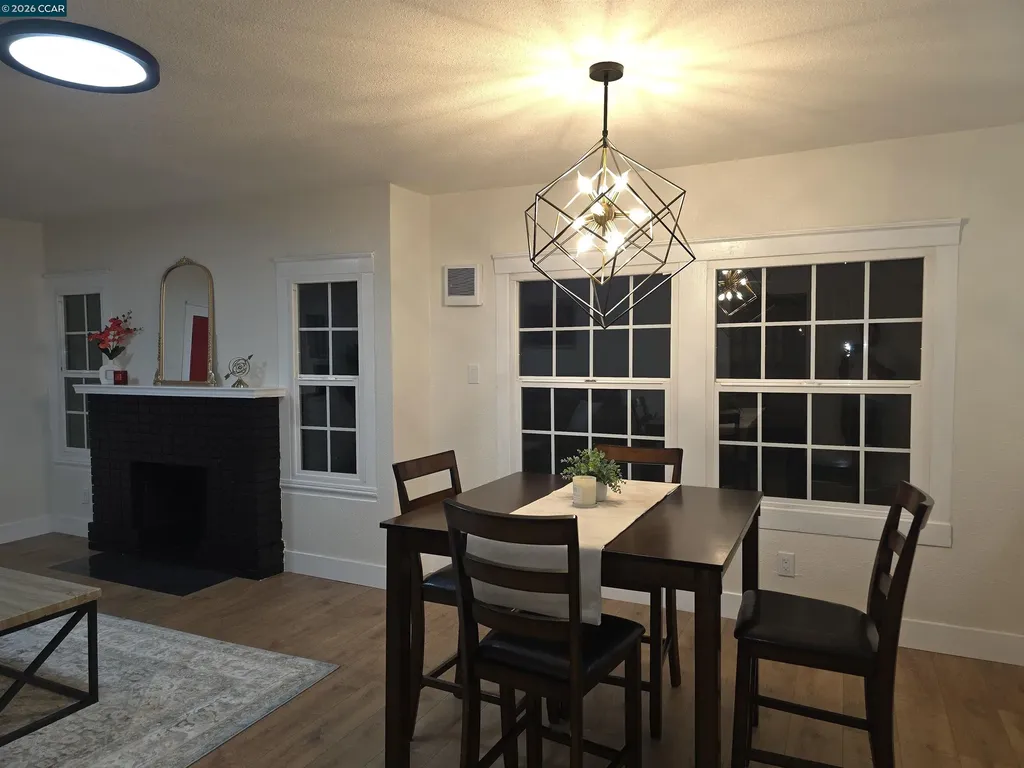 5915 San Pablo Oakland CA 94608