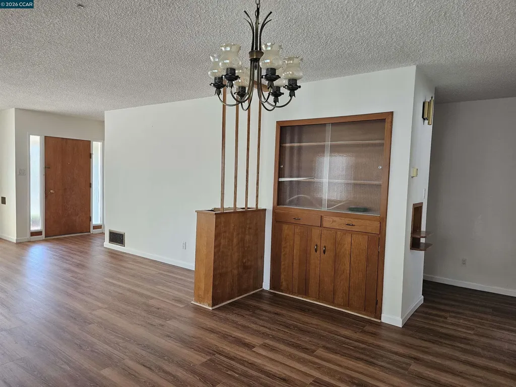 638 36th Street Richmond CA 94805
