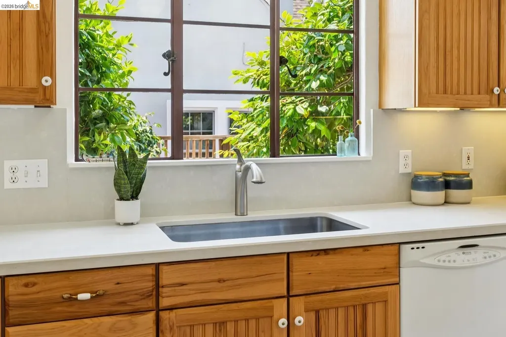 525 Dowling Boulevard San Leandro CA 94577