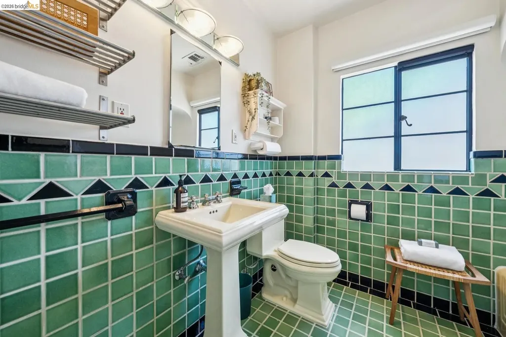 525 Dowling Boulevard San Leandro CA 94577