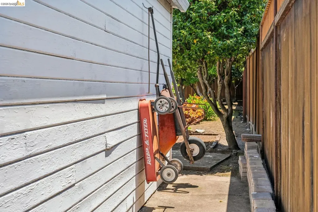 525 Dowling Boulevard San Leandro CA 94577