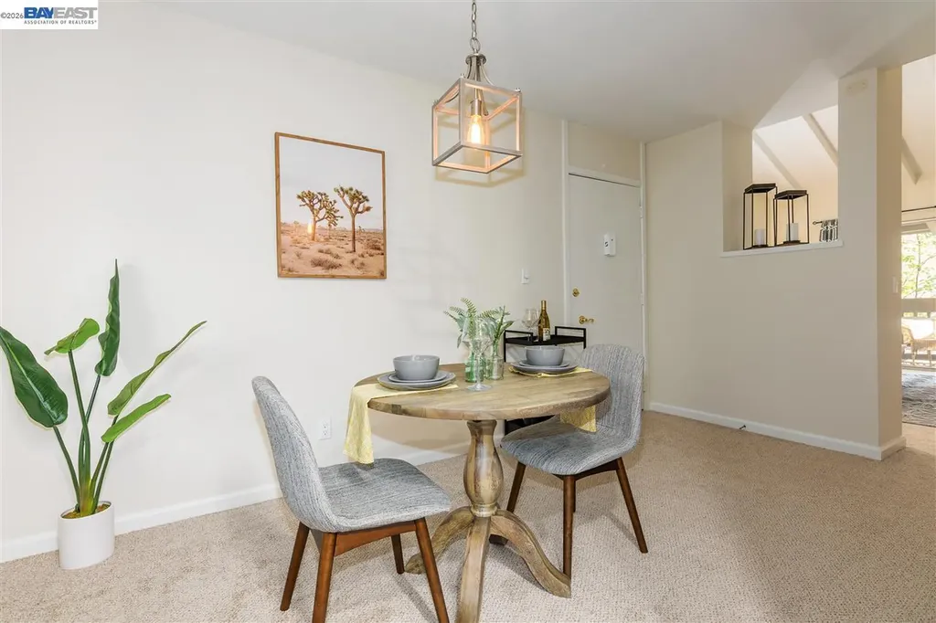 2734 Oak Road Unit 110 Walnut Creek CA 94597