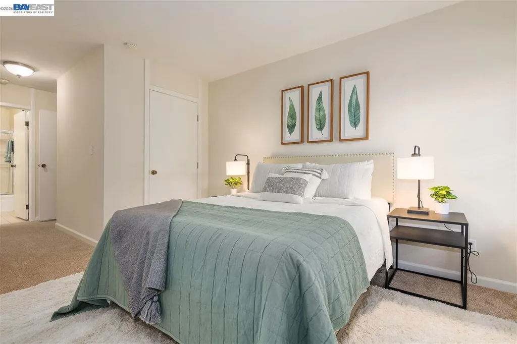2734 Oak Road Unit 110 Walnut Creek CA 94597