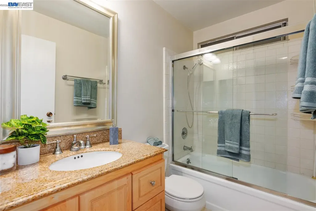 2734 Oak Road Unit 110 Walnut Creek CA 94597