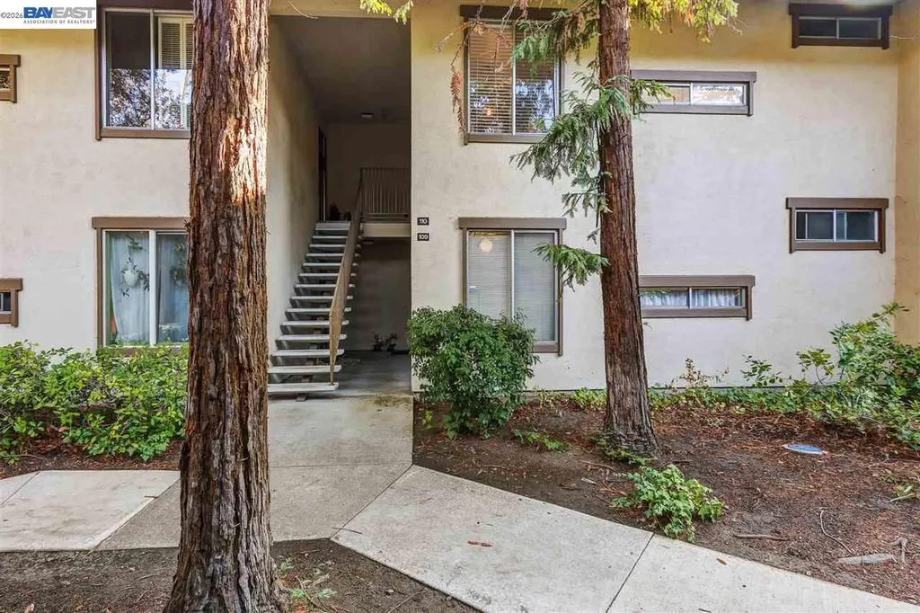 2734 Oak Road Unit 110 Walnut Creek CA 94597