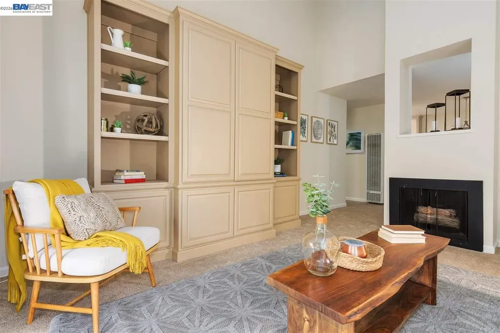 2734 Oak Road Unit 110 Walnut Creek CA 94597