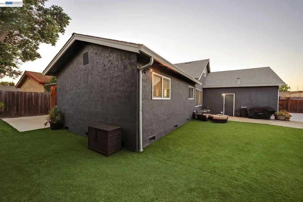 831 Delaware Way Livermore CA 94551