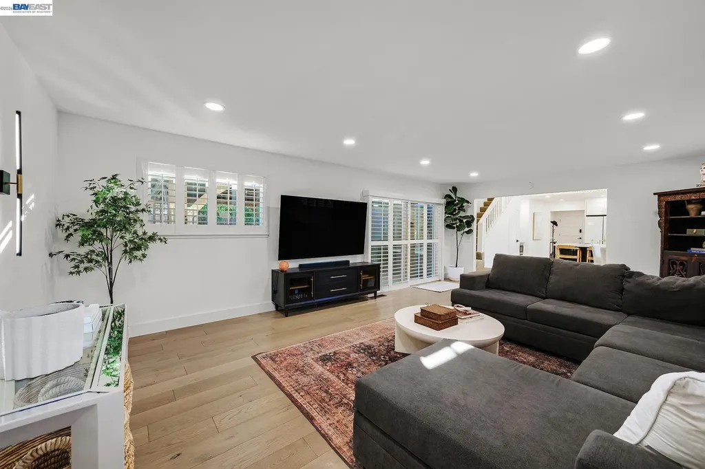 831 Delaware Way Livermore CA 94551