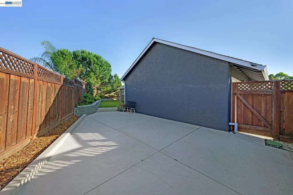 831 Delaware Way Livermore CA 94551