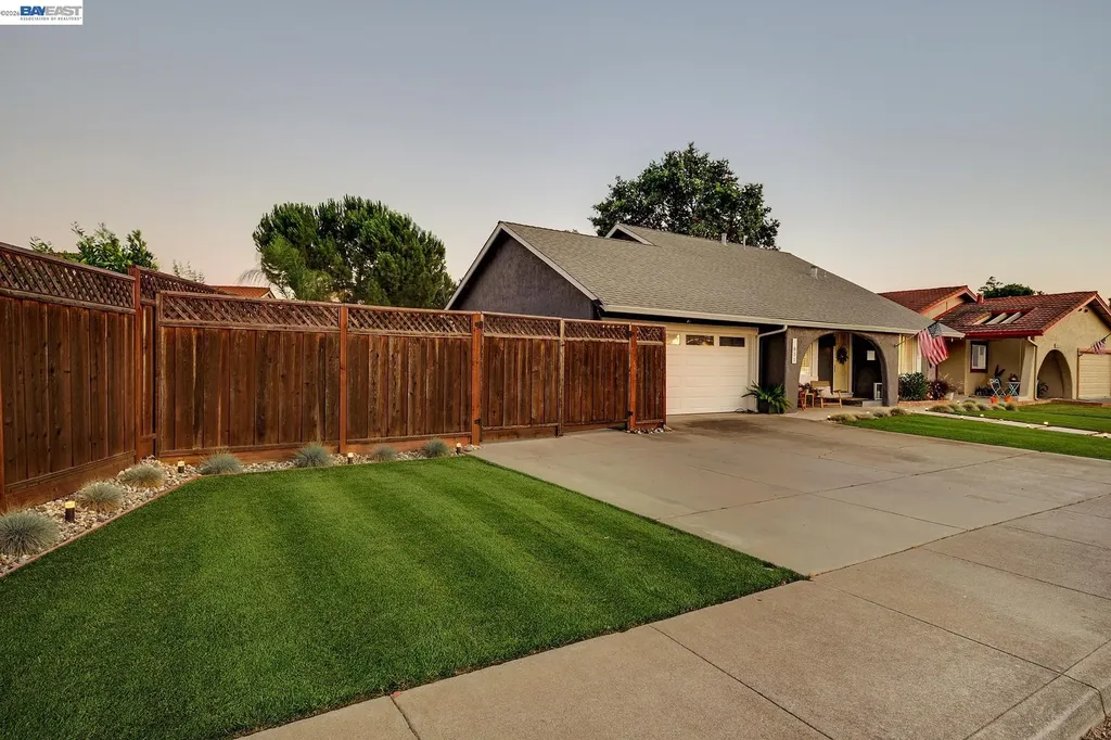 831 Delaware Way Livermore CA 94551