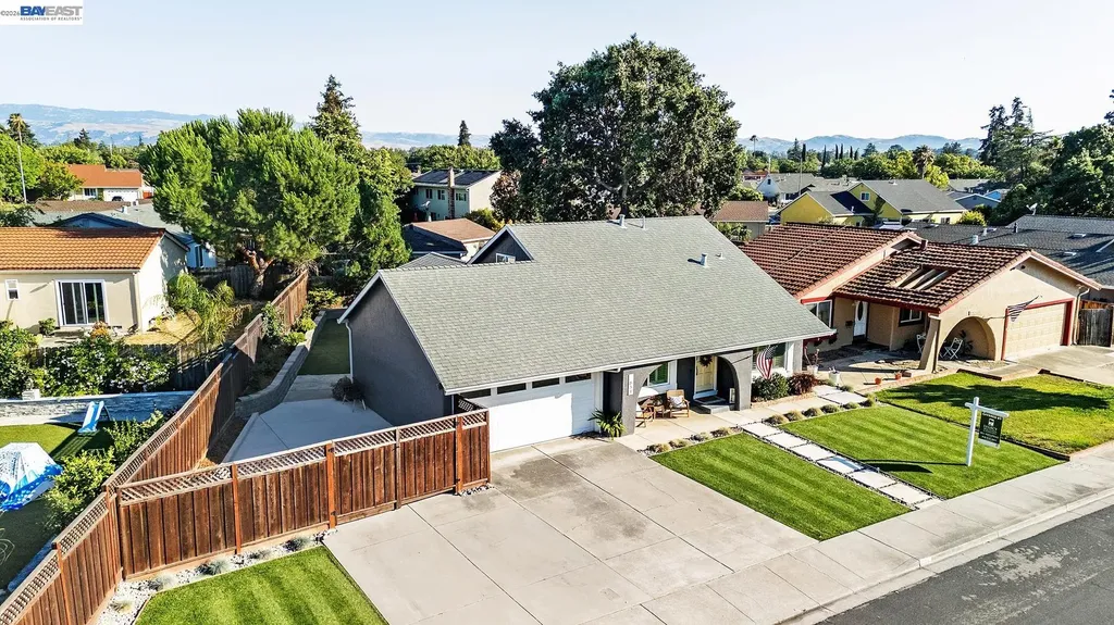 831 Delaware Way Livermore CA 94551
