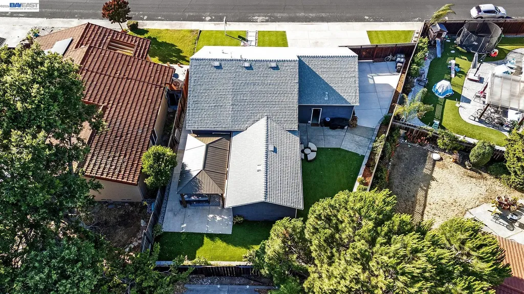 831 Delaware Way Livermore CA 94551