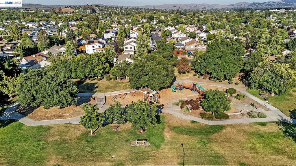 831 Delaware Way Livermore CA 94551