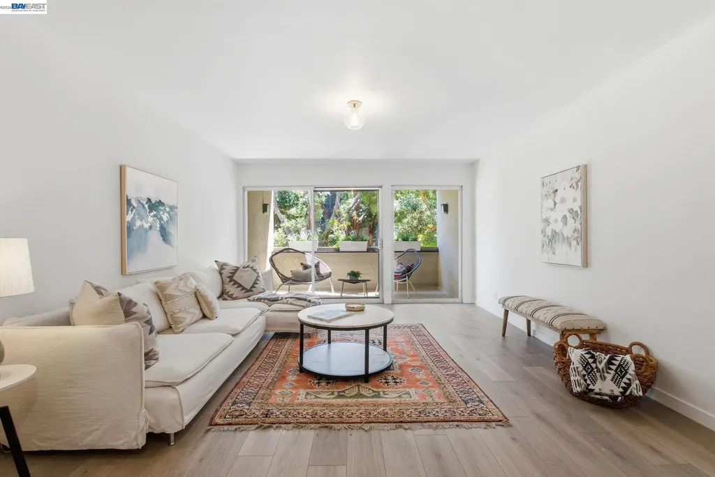 955 Shorepoint Court Alameda CA 94501