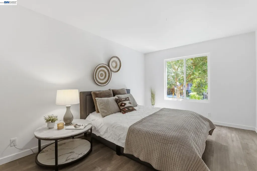 955 Shorepoint Court Alameda CA 94501