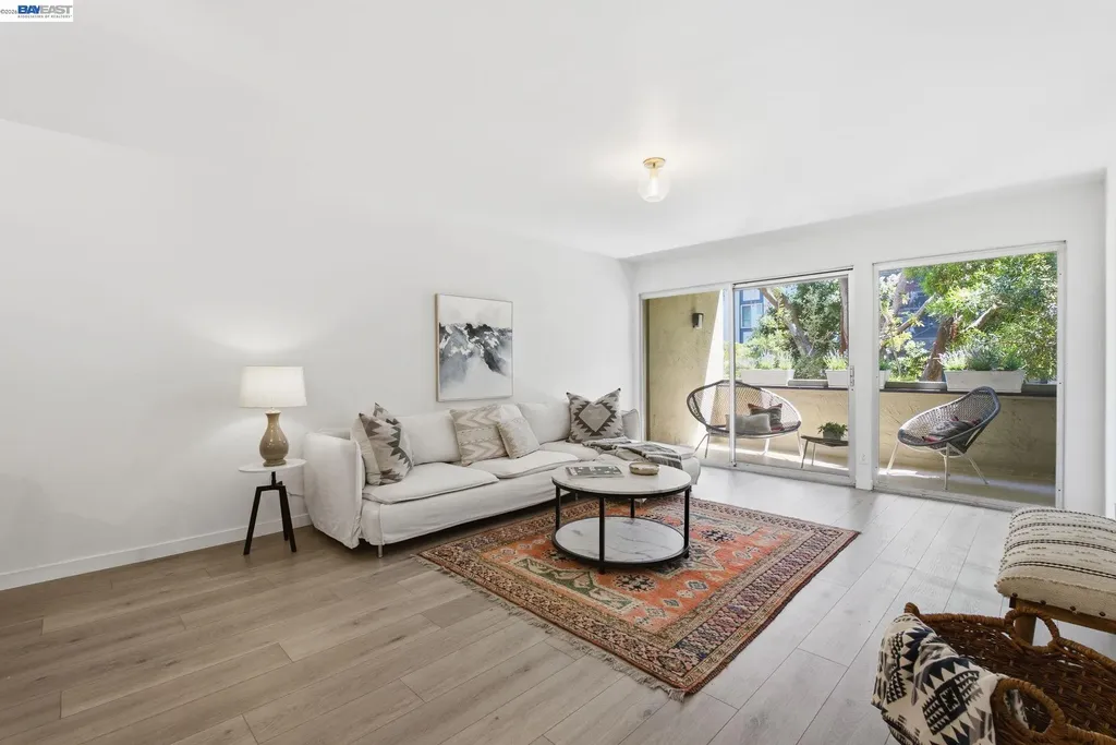 955 Shorepoint Court Alameda CA 94501