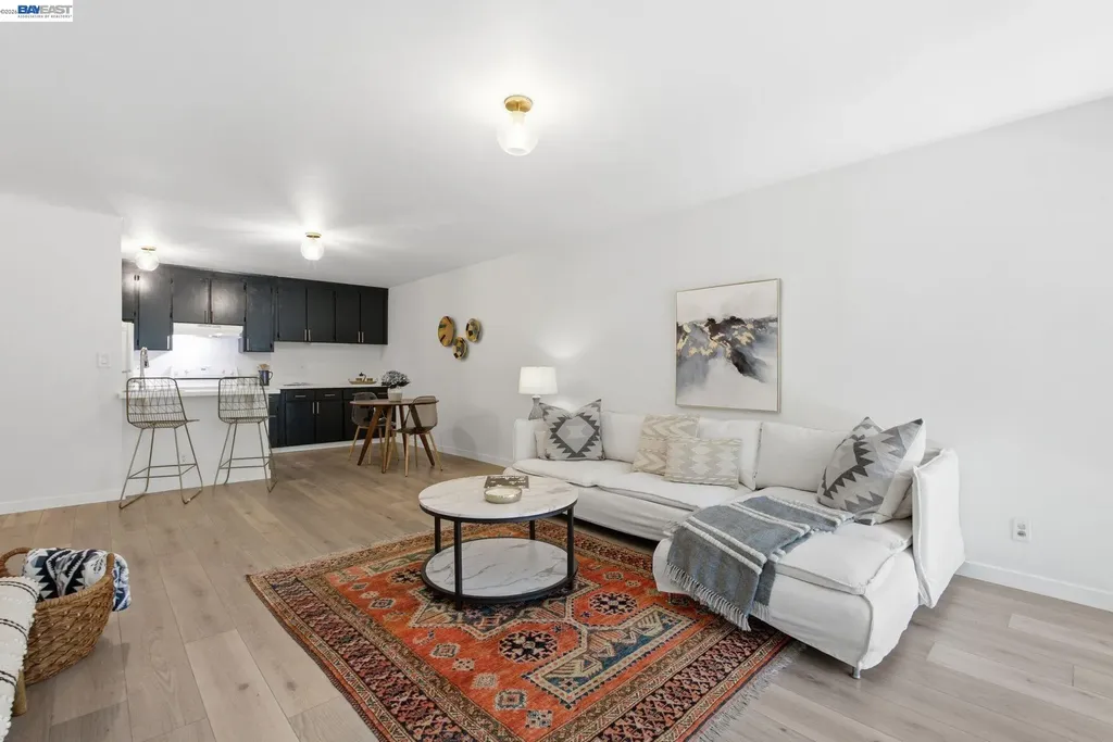 955 Shorepoint Court Alameda CA 94501
