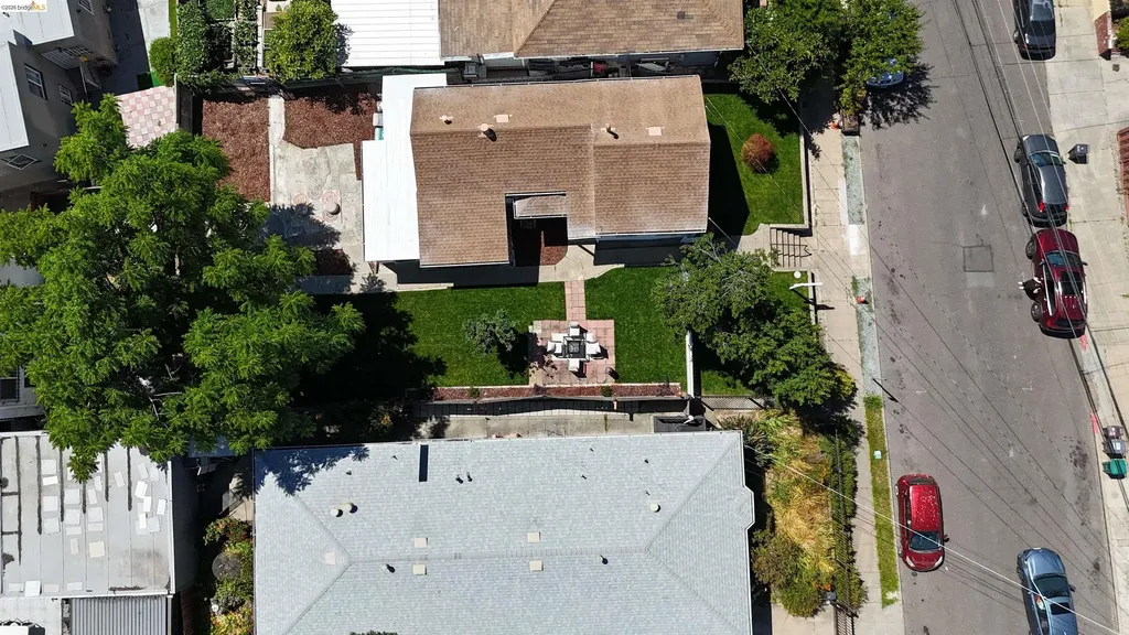 3007 Bona Street Oakland CA 94601